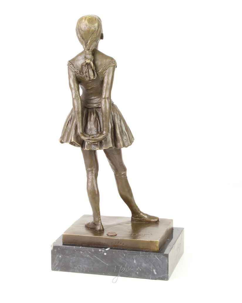 Dansatoare - statueta din bronz pictat pe soclu din marmura