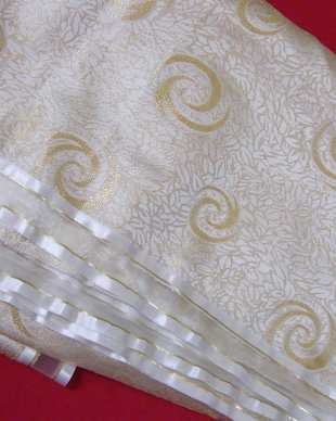 Noua-fata de masa cu lurex