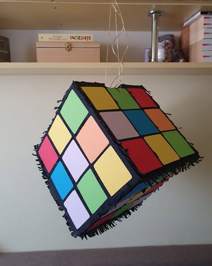 Pinata Cub Rubik