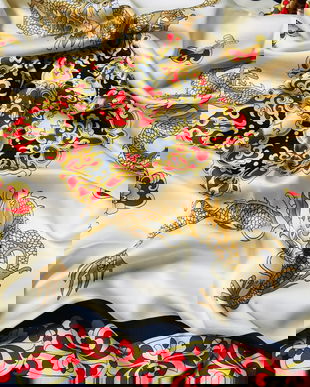 Esarfa print gothic cu dragoni