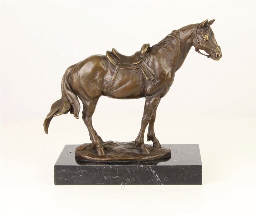 Cal - statueta din bronz  pe soclu din marmura