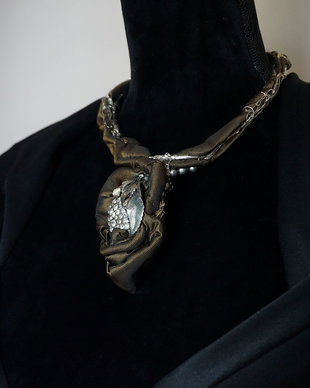 Colier Chamade inspirat de Guerlain