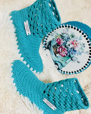 Set geanta + cizmulite