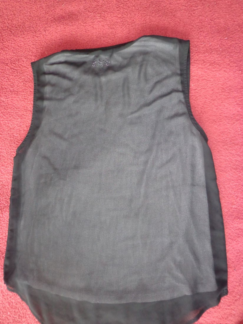 tricou  alb/negru dame Guess M