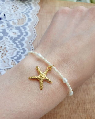 Bratara de vara cu perle de cultura si charm steluta de mare
