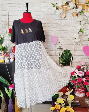Tricou  trei pisici dansatoare