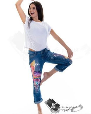 Jeansi pictati manual UPcycled ARTistic - colectia Freedom, Pink Flamingo - La Comanda