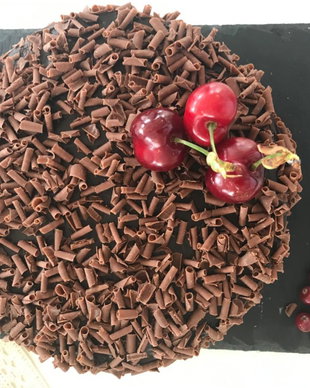 Tort de ciocolata cu visine