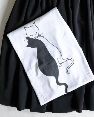 Tricou