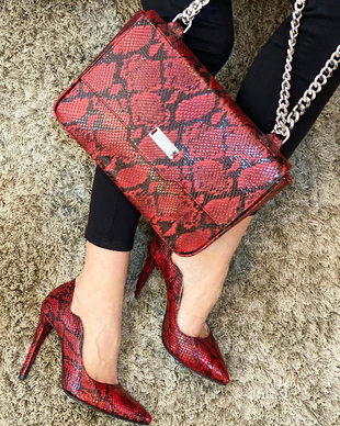 Set geanta si pantofi, croco rosu