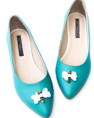 White Bee Flats