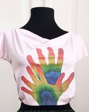 Tricou