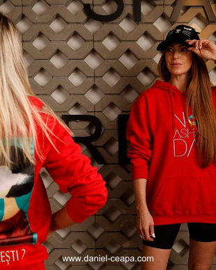 Hoodie "Iar mă aburești?"