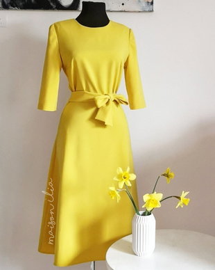 Rochie galbena