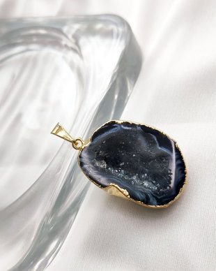 BLACK CAVE PENDANT