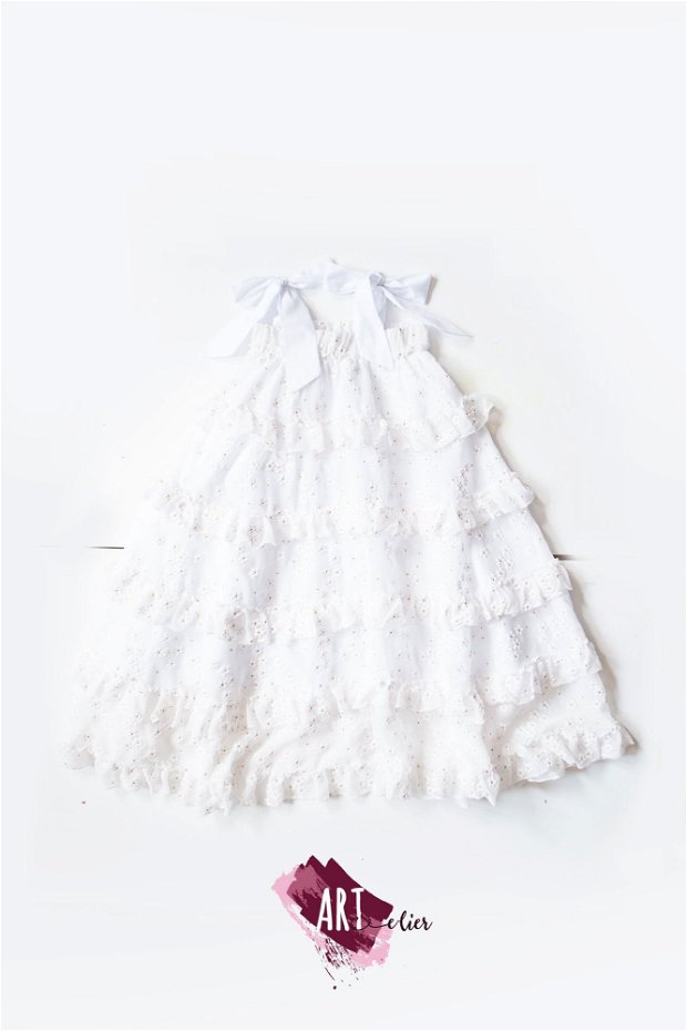 Rochie copii, tip printesa - 3 sferturi, din bumbac si voal, imprimat digital cu flori albe si accente aurii