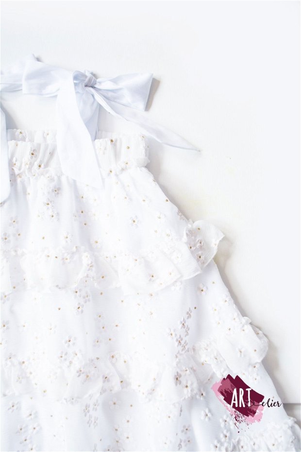 Rochie copii, tip printesa - 3 sferturi, din bumbac si voal, imprimat digital cu flori albe si accente aurii