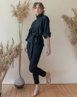 Compleu Bluza Cu Pantaloni Conici