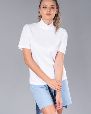 Tricou alb regular fit cu gat inalt
