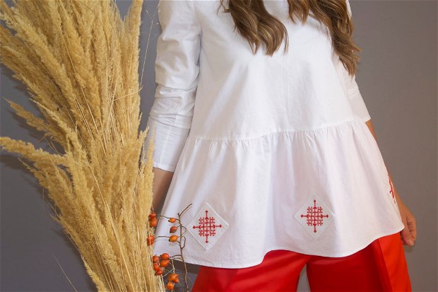 Bluza bumbac cu motive tradiționale romanesti