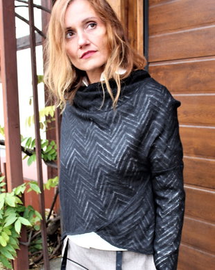 Pulover negru TWISTY