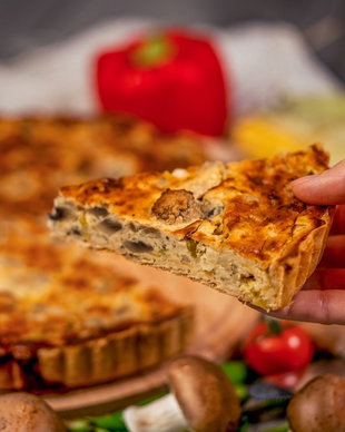 Quiche cu ciuperci, brânză de burduf și miso