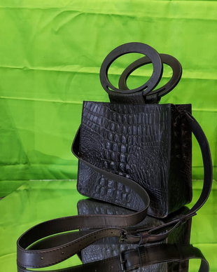 Geantă din piele negru tip crocodil Grace
