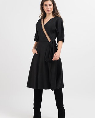ROCHIE PETRECUTA CU BRODERIE