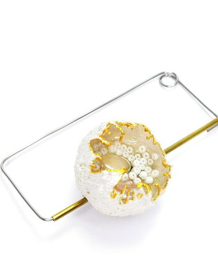 A drop of Light- A Story in White Collection