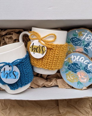 COUPLE GIFT BOX