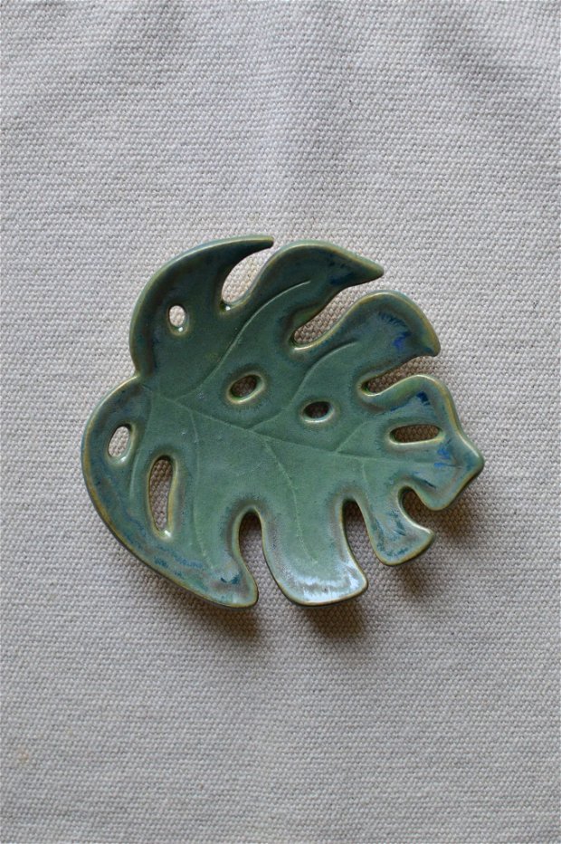 Farfuriuță din ceramică, model frunză Monstera