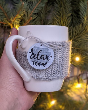 Cana + husa crosetata + eticheta de lemn personalizabila