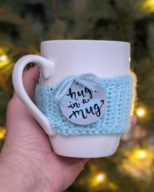 Cana + husa crosetata + eticheta de lemn personalizabila
