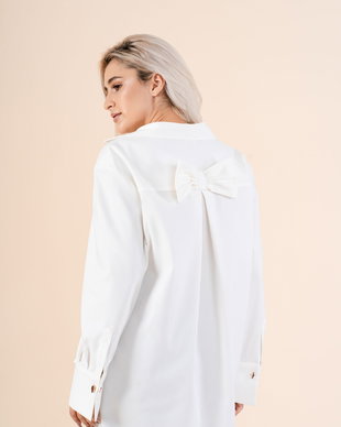 Camasa oversize lunga cu funda la spate