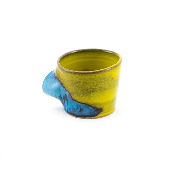 Cana handmade de luat in brate. Hug Mug Yellow/Blue