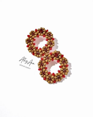 Cercei rotunzi flori din lemn si cristale Swarovski