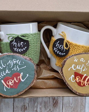 COUPLE GIFT BOX