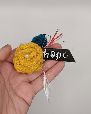 Martisor crosetat personalizat