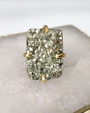 CRAZY BEAUTY RING