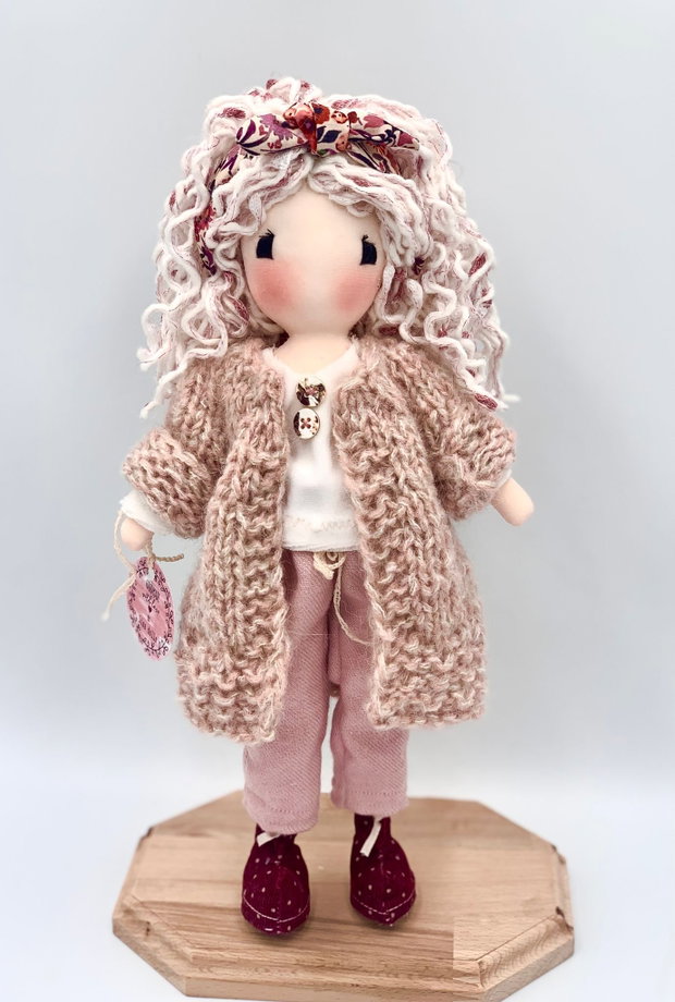 Păpușa Lisa Dolls