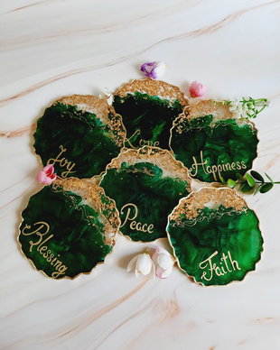 Emerald Beauty and EN Gold Words - 6 pieces Resin Coasters