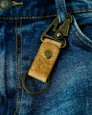 Breloc Bourbon piele naturala