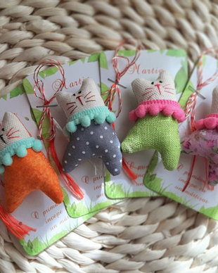 Pisicuțe dansatoare - set 4 brose martisor
