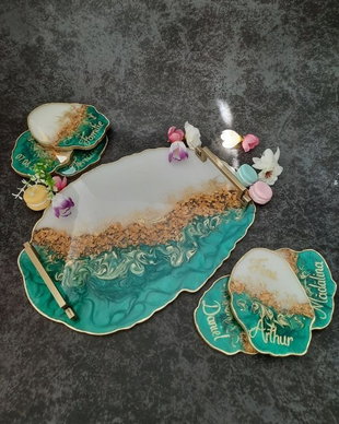 White and Peacock Green - Oval Tray and 6 Resin Coasters