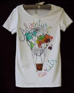 Adventure Awaits - Tricou pictat