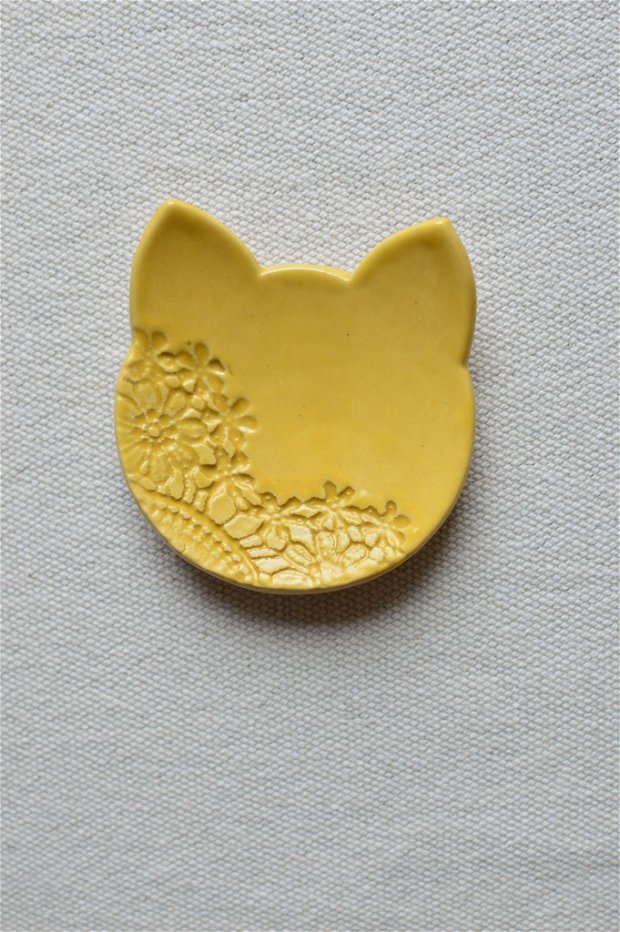 Farfuriuță din ceramică, pentru bijuterii - model pisică