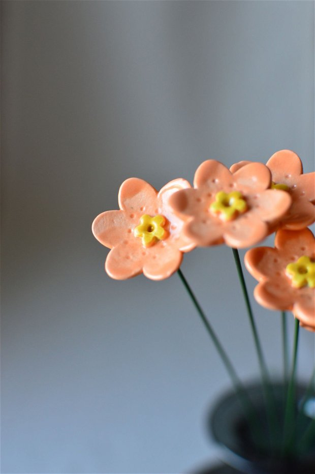 Floare din ceramică - portocaliu-somon