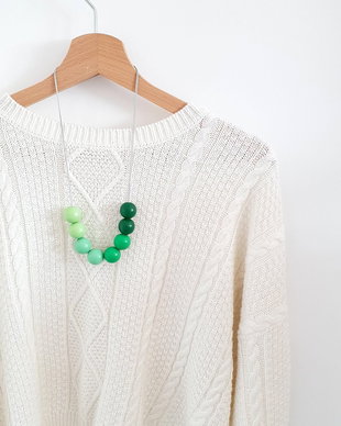 Colier foarte verde