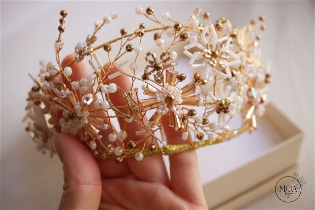 Coroana de mireasa "DAPHNE" cu cristale si perle