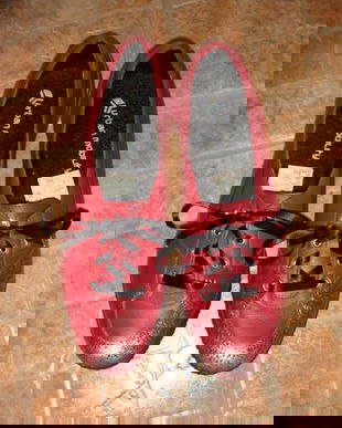 PUMA Urban Mobility - Pantofi noi, din piele rosu grena